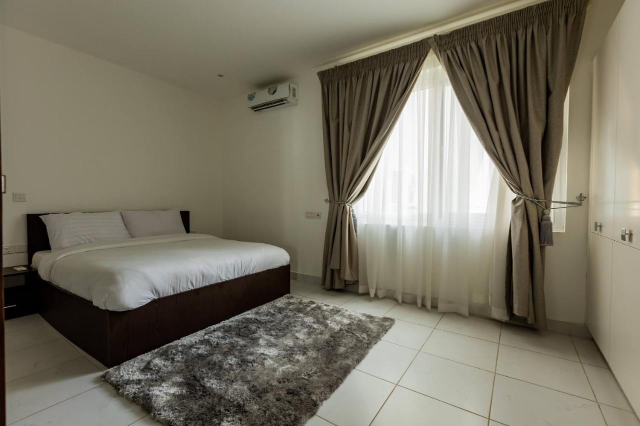 Accra Fine Suites - Henrietta's Residence Extérieur photo