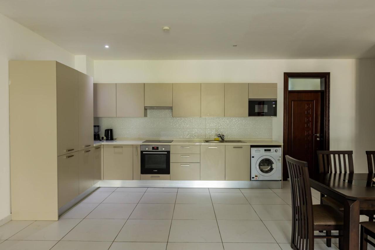 Accra Fine Suites - Henrietta's Residence Extérieur photo