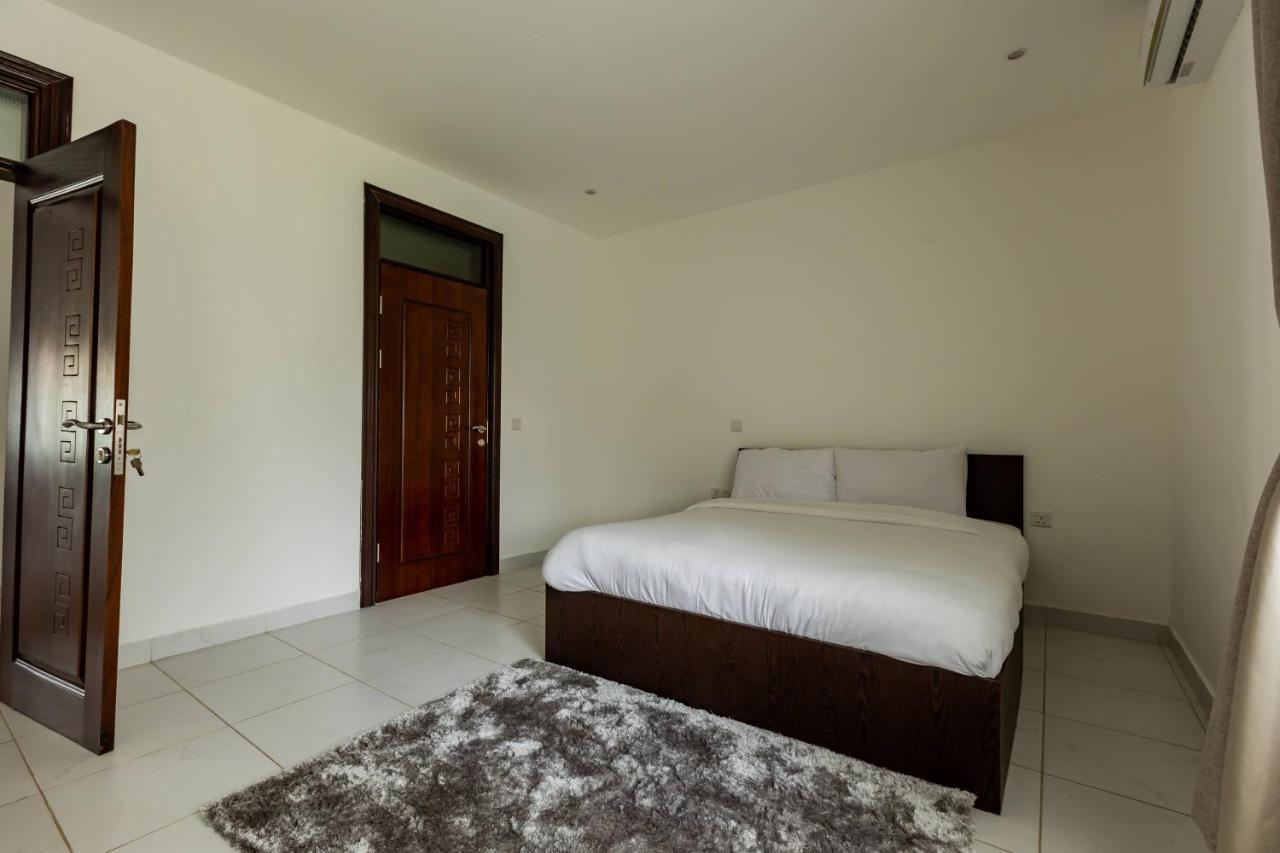 Accra Fine Suites - Henrietta's Residence Extérieur photo