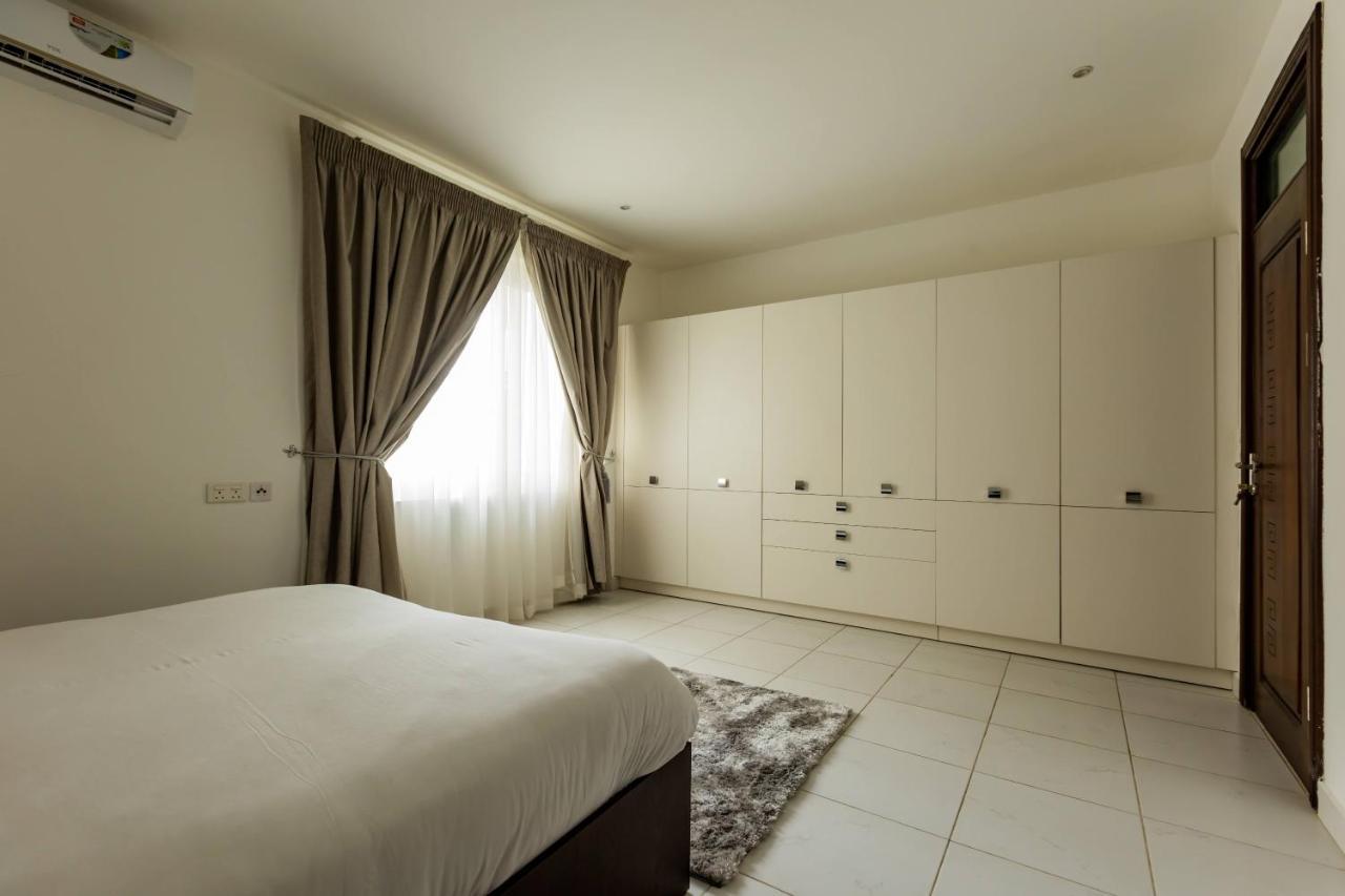 Accra Fine Suites - Henrietta's Residence Extérieur photo