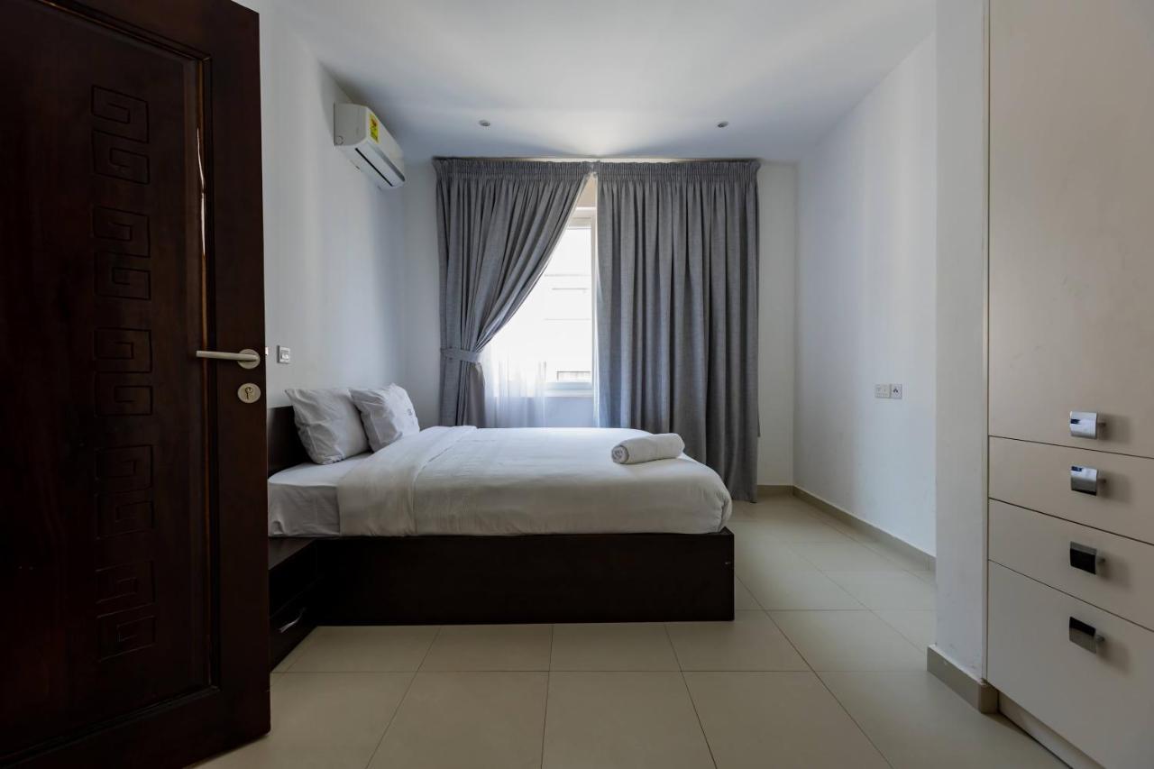 Accra Fine Suites - Henrietta's Residence Extérieur photo